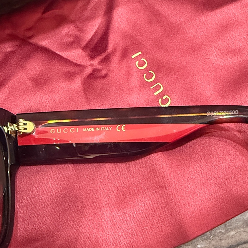 ❤️GUCCI Acetate Square Frame Web
Sunglasses GGOO59S Black
Tortoise 🖤 like NEW - Picture 10 of 17